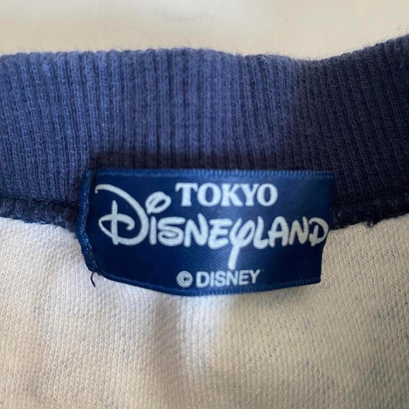 Vintage Tokyo Disneyland‎ 1998 Christmas fantasy sweatshirt - Picture 3 of 8